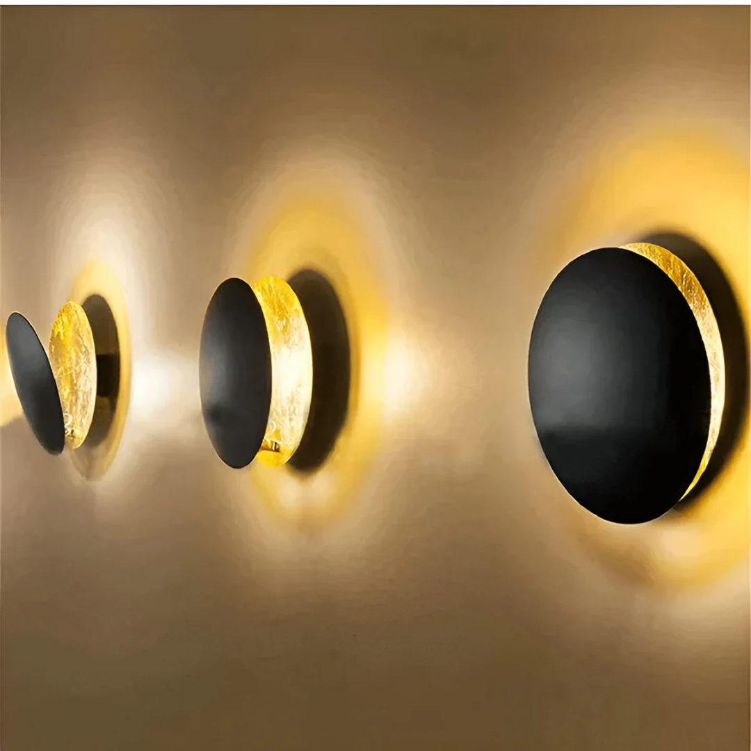Rayvo - 360° rotatable LED Wall Lamp