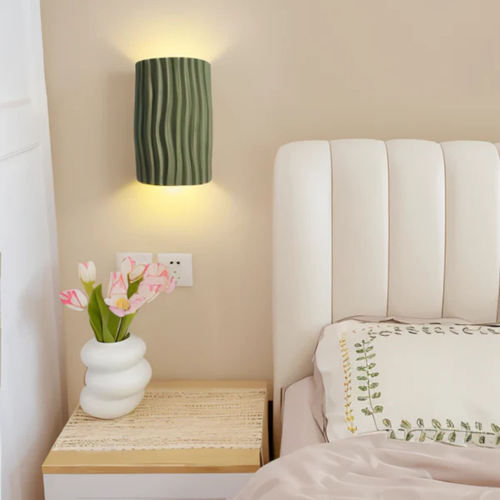 Quaro Wall Lamp - Elegant Wall Lighting for Indoors
