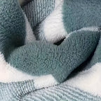 8-Piece Luxury Bath Towel Set in Plush Coral Fleece – Quick-Drying, Soft, Machine Washable Towels for Everyday Use