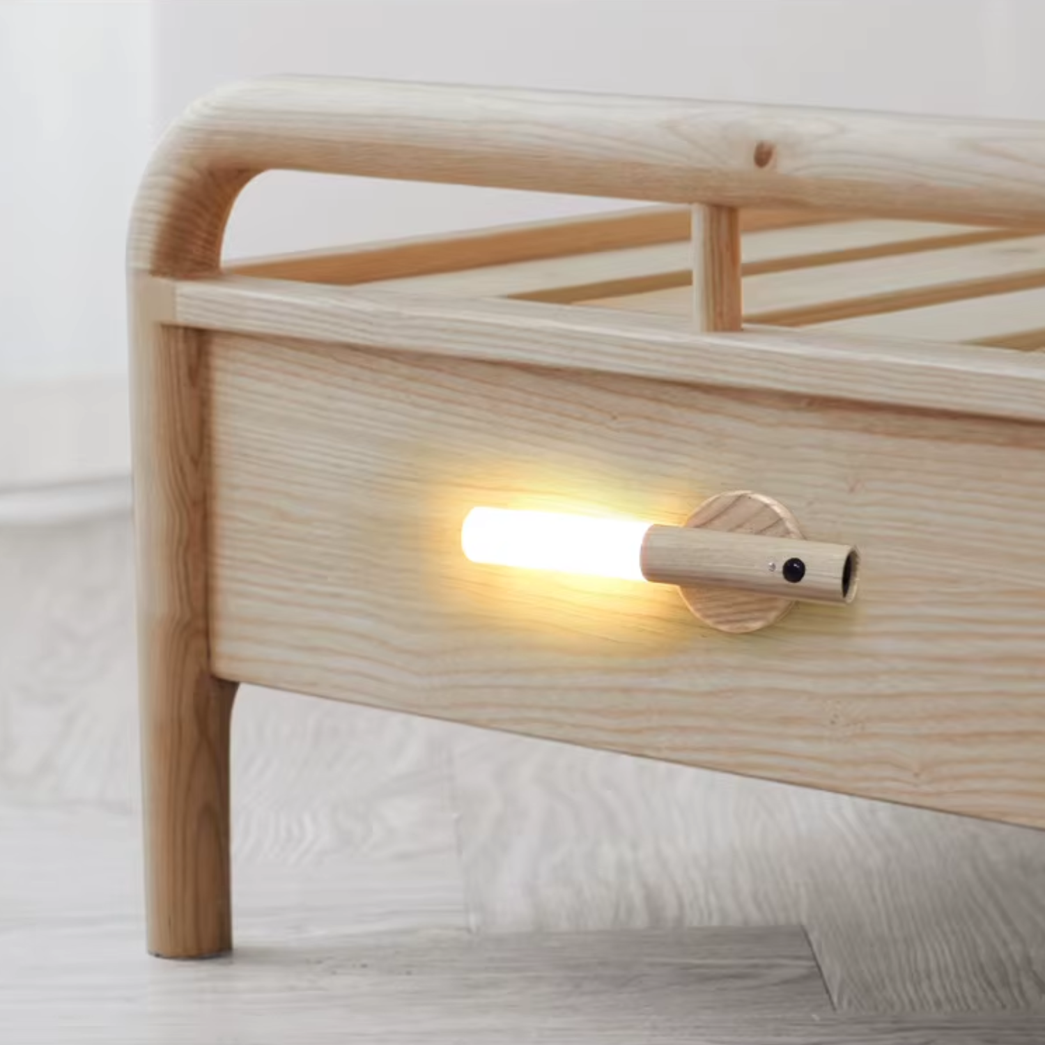 Glow – Natural Wood & Frosted Glass Portable Night Light