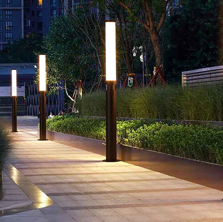 Contemporary Acrylic Waterproof LED Outdoor Lawn Lamp with Creative Lipstick Design