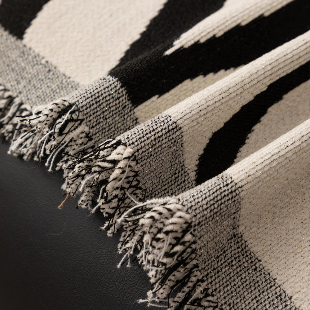 EveningBranch: Sofa Cover in Chenille Design with Delicate Vine Pattern & Cozy Comfort – for Sofa & Living Room
