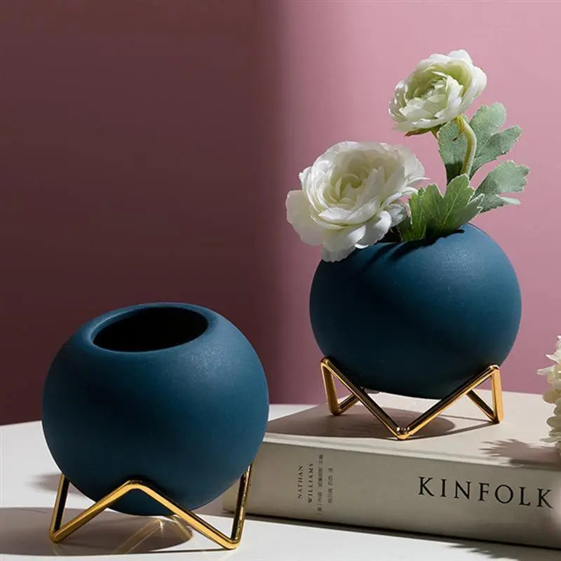 Cleo Ceramic Plant Pot | Modern Design with Steel Stand
