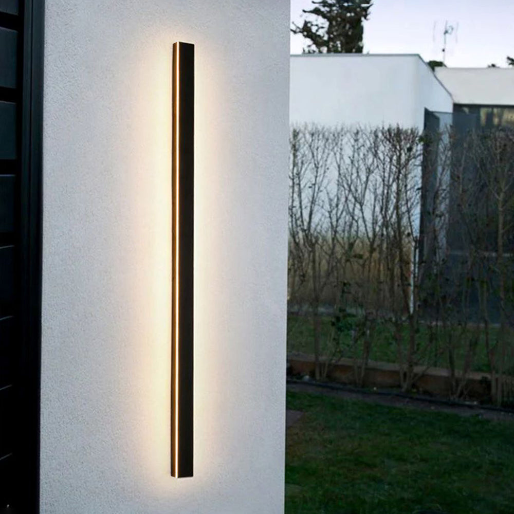 AeroLyn: Linear LED Outdoor Wall Light – Weatherproof Wall Lamp for Garden & Terrace