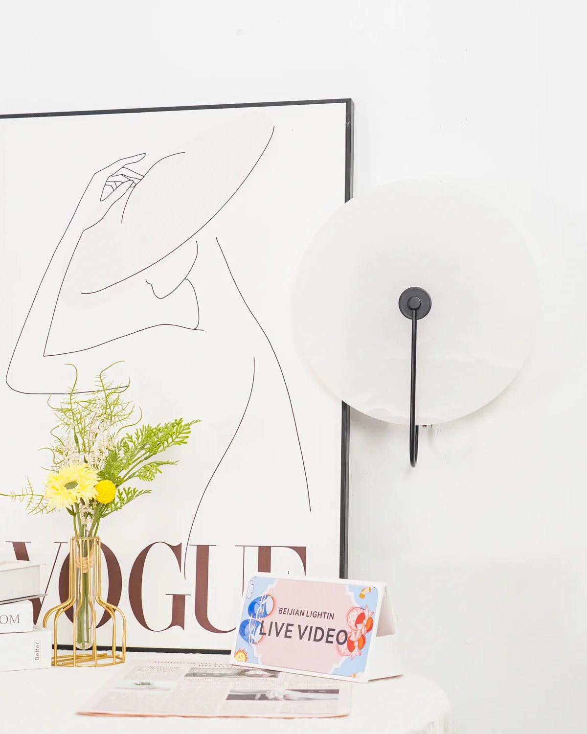 AlbaCiré: Modern LED Wall Light Made of Alabaster in Circular Design – for Bedroom & Living Area