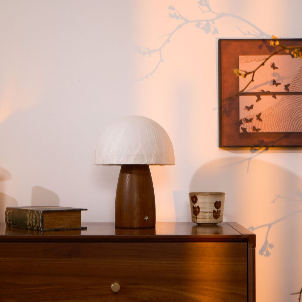 Mycera – Mushroom-shaped Table Lamp with Natural Appearance