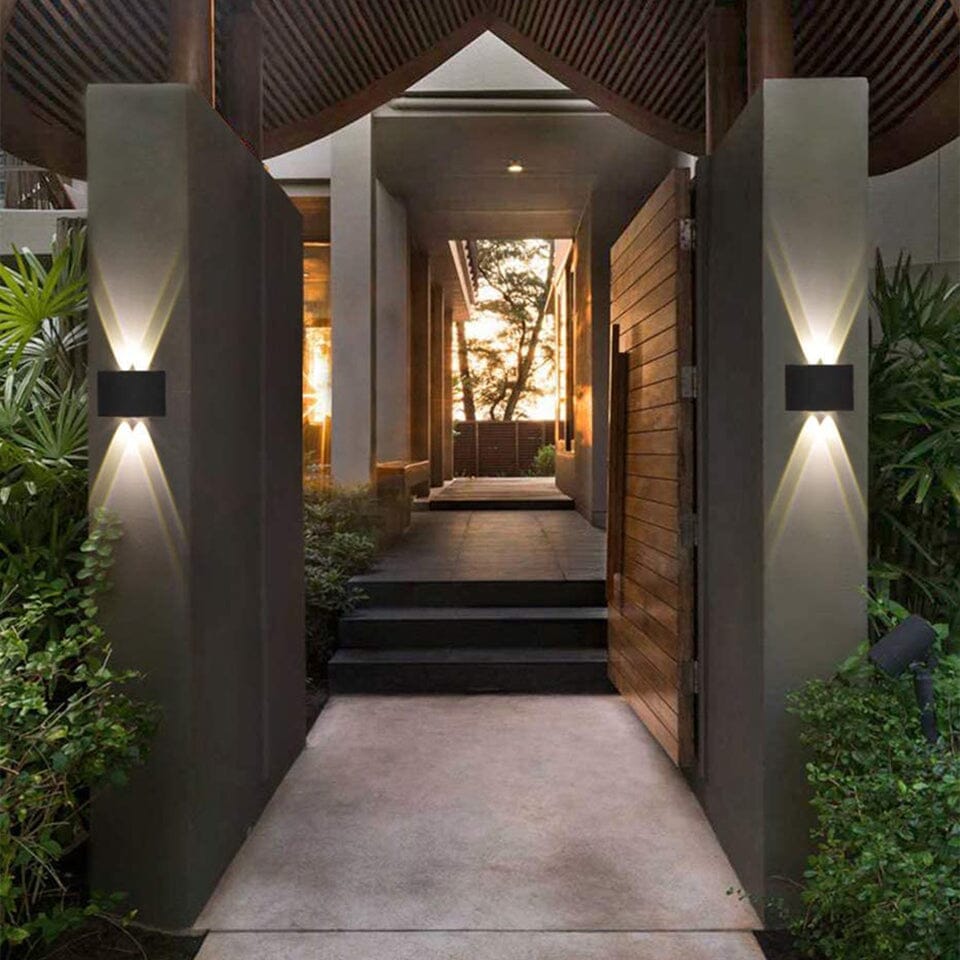 AluGlanz: LED Outdoor Wall Light – Waterproof, Modern & Energy-Saving Made of Aluminum