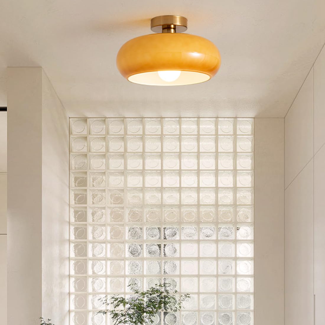 AmberLight: Round Glass Ceiling Lamp in Warm Amber Tone