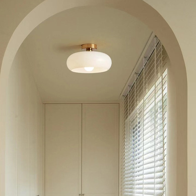AmberLight: Round Glass Ceiling Lamp in Warm Amber Tone