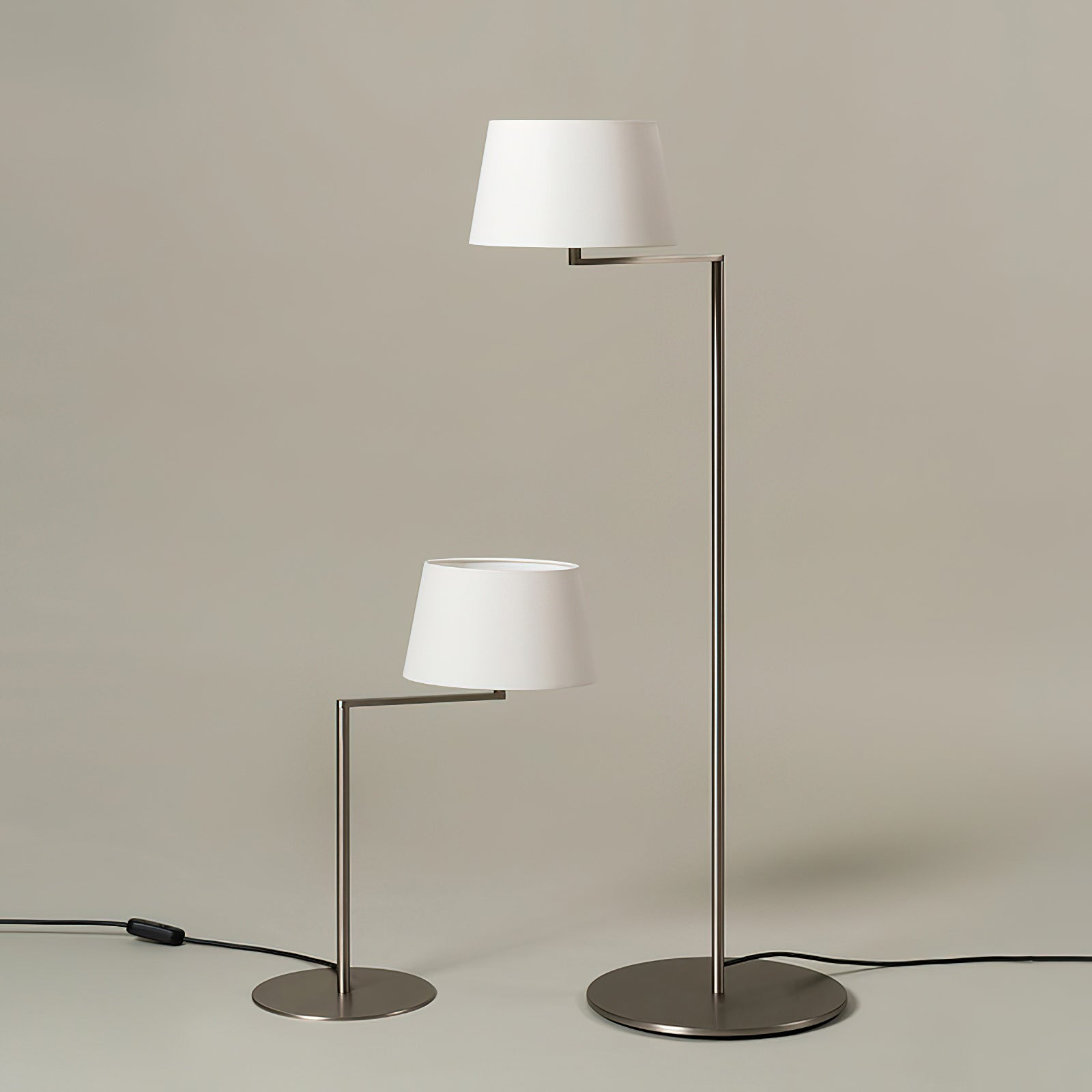 Americana Right-Angle Swing-Arm Table Lamp