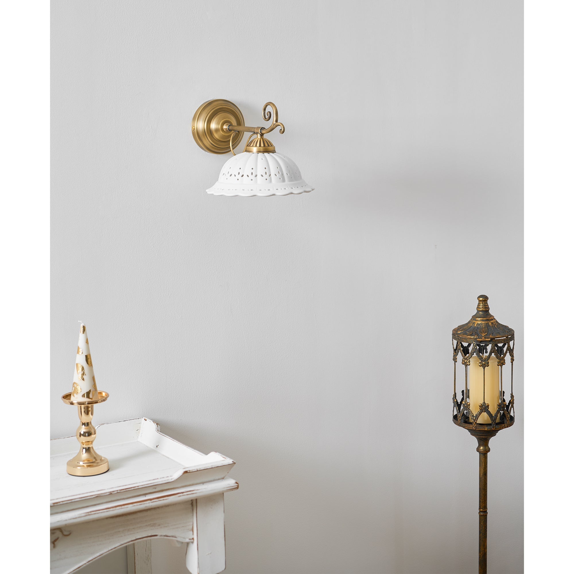 Anita Vintage Ceramic Wall Sconce with Brass Arm