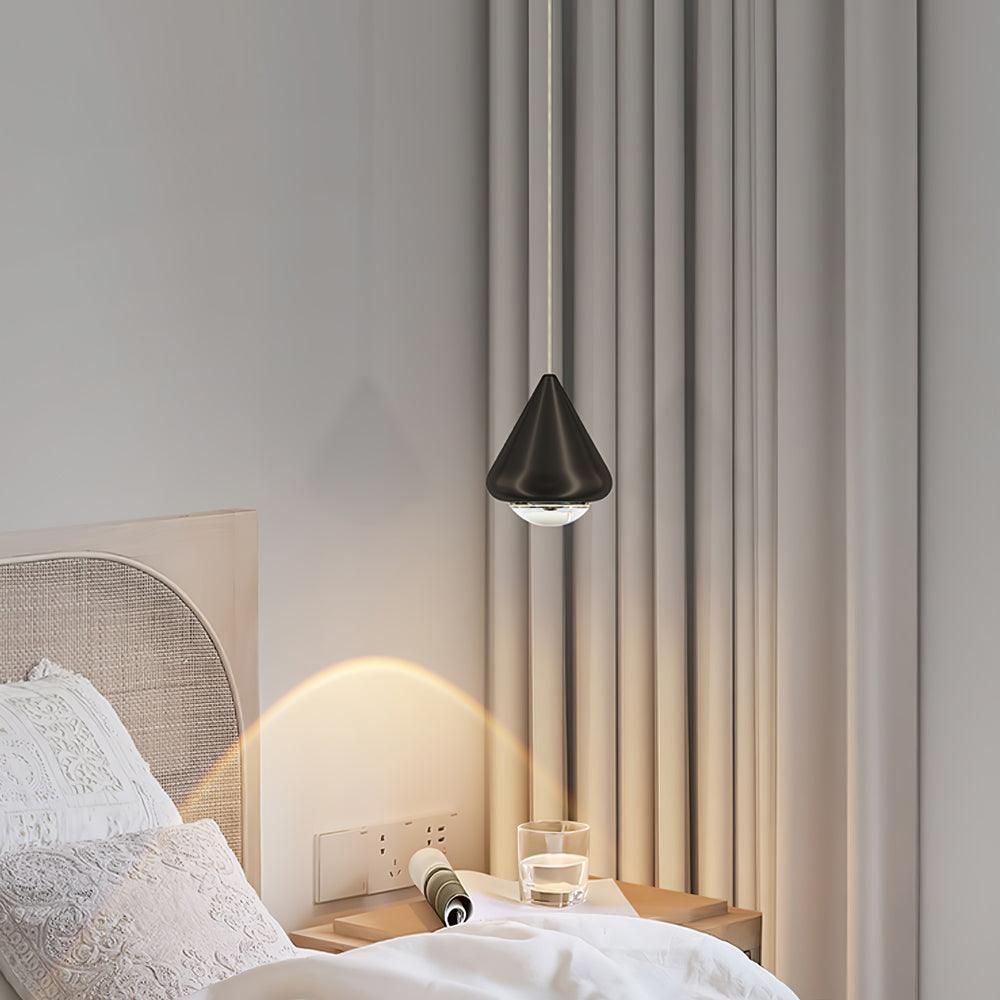 Othira – Contemporary Ceiling Lamp with Shiny Surface and Graphic Design