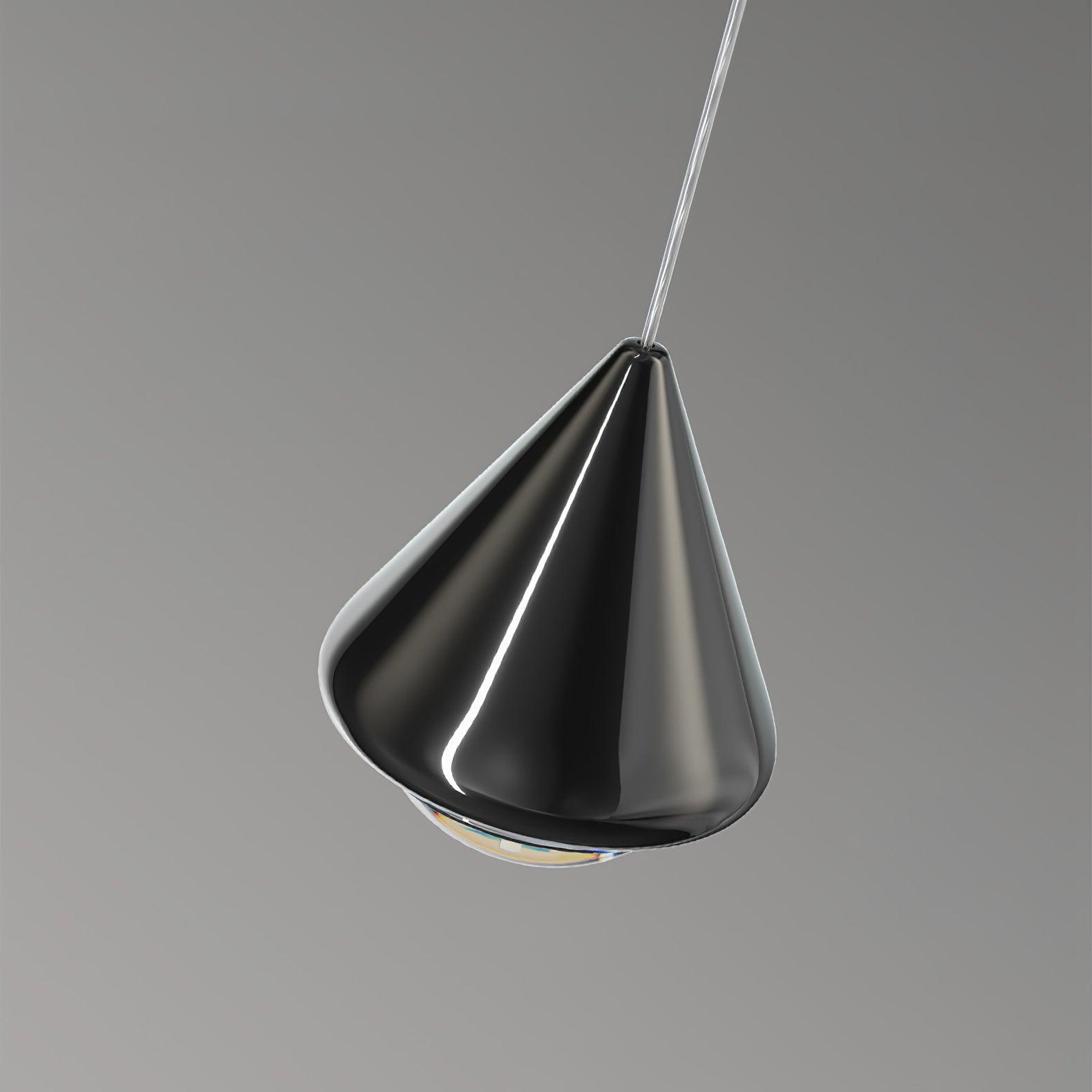 Othira – Contemporary Ceiling Lamp with Shiny Surface and Graphic Design
