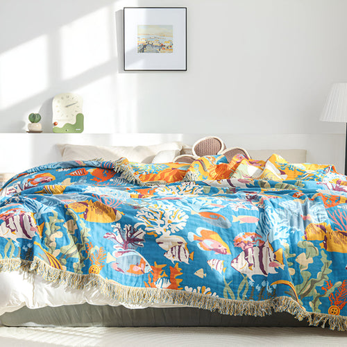 AquaGlanz: Cotton Blankets with Underwater Motif Featuring Colorful Coral Design & Breathable Quality – for Sofa & Living Area