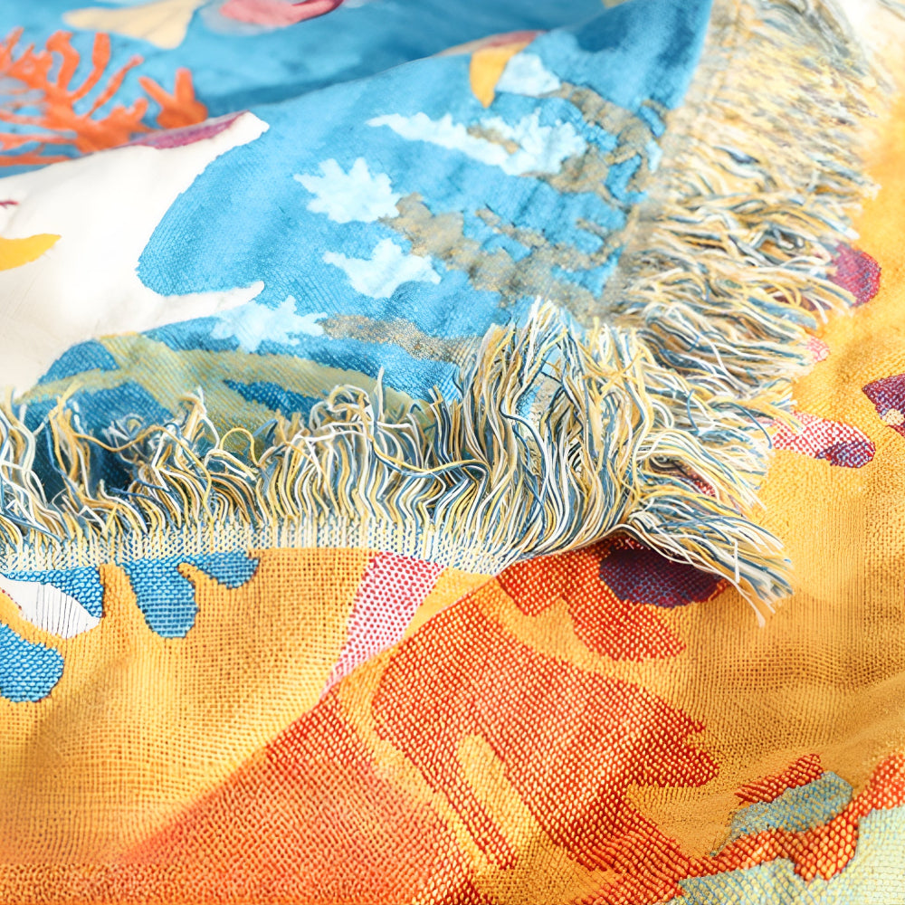 AquaGlanz: Cotton Blankets with Underwater Motif Featuring Colorful Coral Design & Breathable Quality – for Sofa & Living Area