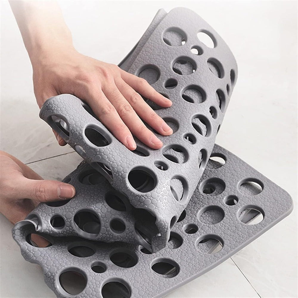 AquaGrip: Non-Slip Shower Mat with Suction Cups – Antibacterial Bath Mat Against Mold & Falls