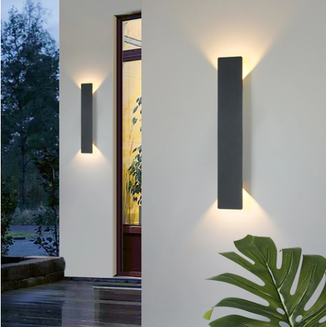 AquaLicht: Waterproof LED Outdoor Wall Light Made of Aluminum – Modern Design