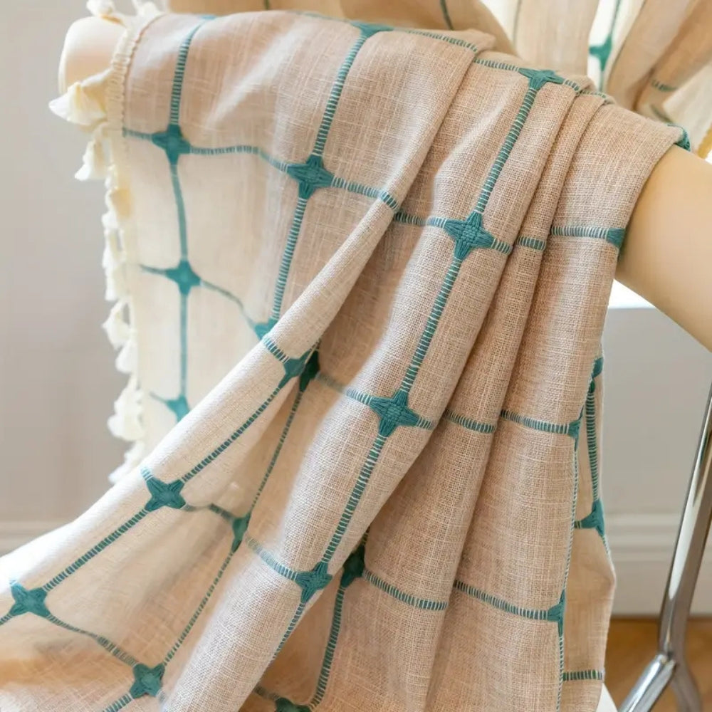 AquaNetz: Curtain in Boho Design with Turquoise Check Pattern & Tassels – Elegant for Dining & Living Areas
