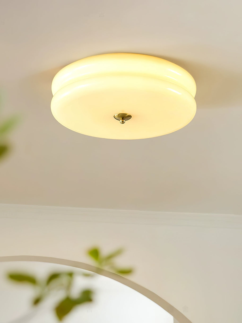 Art Deco Vintage Round Glass Ceiling Light 1-Light