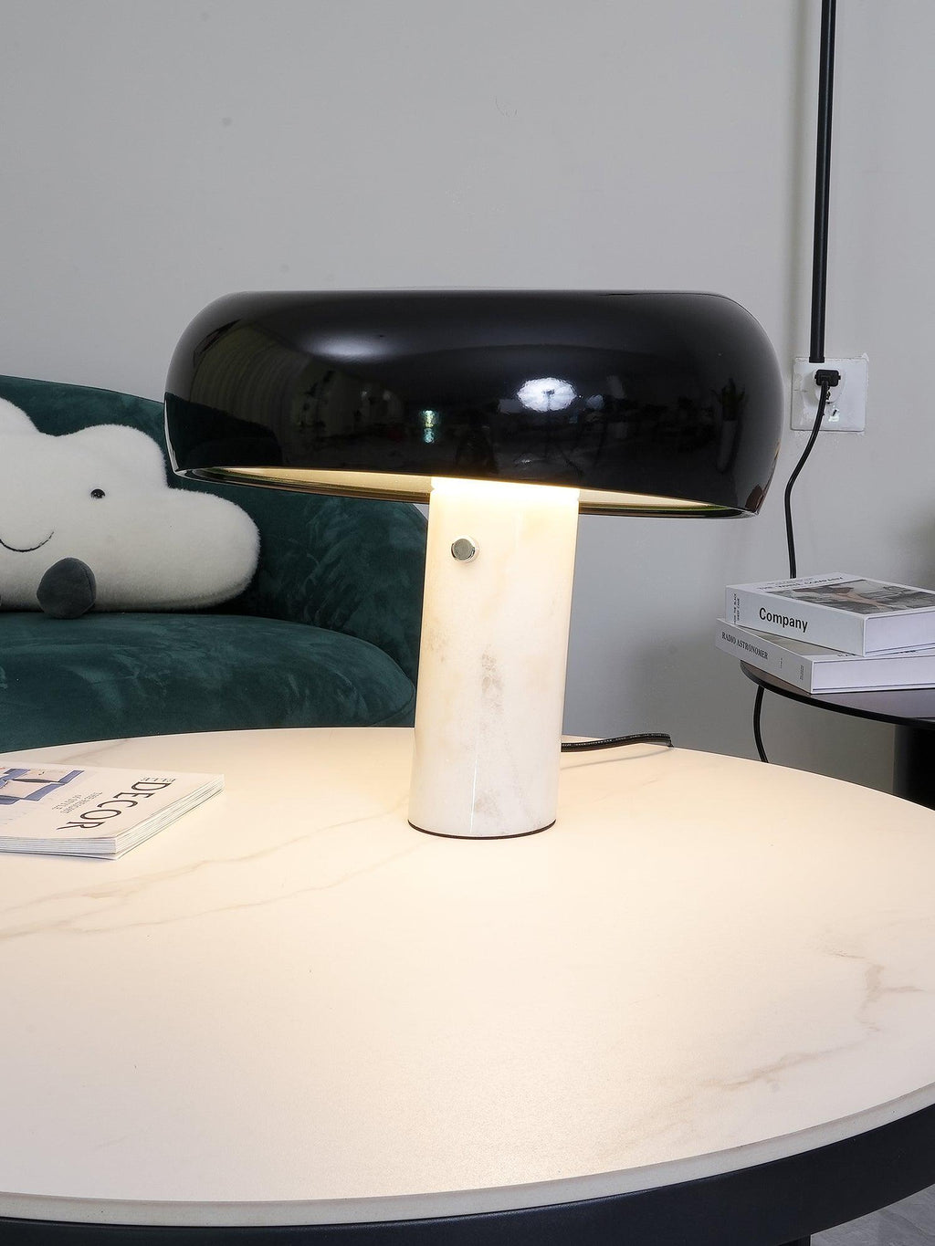 Bello Tafellamp | Italiaans Carrara Marmer, Nostalgisch Silhouet