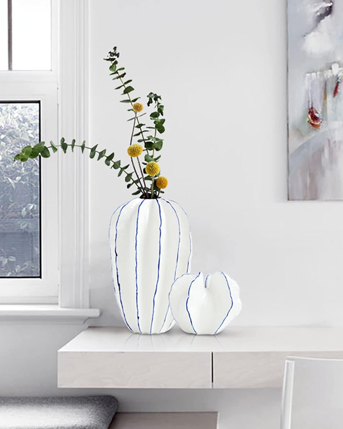 AureVasque: Decorative Ceramic Vase with Elegant Silhouette – for Table & Shelf