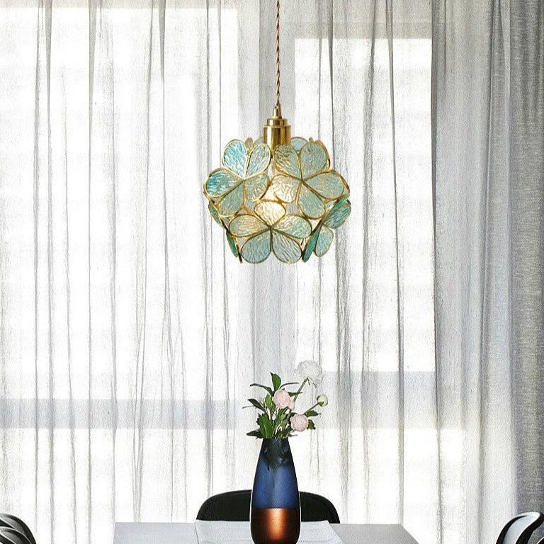 AureliaBloom: Designer Glass Pendant Light in Petal Design – Ideal for Living Rooms & Bedrooms
