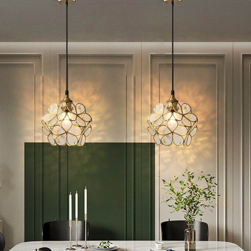 AureliaBloom: Designer Glass Pendant Light in Petal Design – Ideal for Living Rooms & Bedrooms