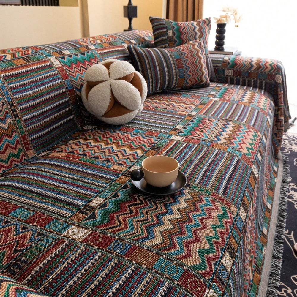 AuroraLine: Sofa Cover Made of Breathable Chenille with Artistic Stripe Design & Versatile Use – for Sofa & Living Room