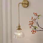 AuroraMessing: Elegant LED Wall Light 1-Arm with Green Glass Flower Shade & Brass – Ideal for Living Room & Entrance Area