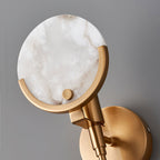Sable Wandlamp | Messing met Natuurlijk Albast, Sculpturaal Ontwerp