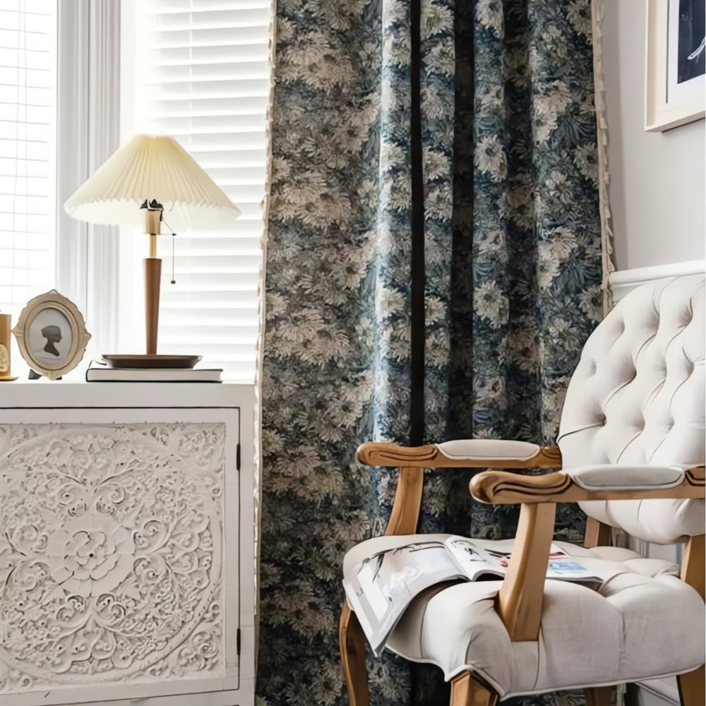AzurFlora: Curtain Blue with Floral Design & Tassels – Decorative & Easy-Care for Bedrooms