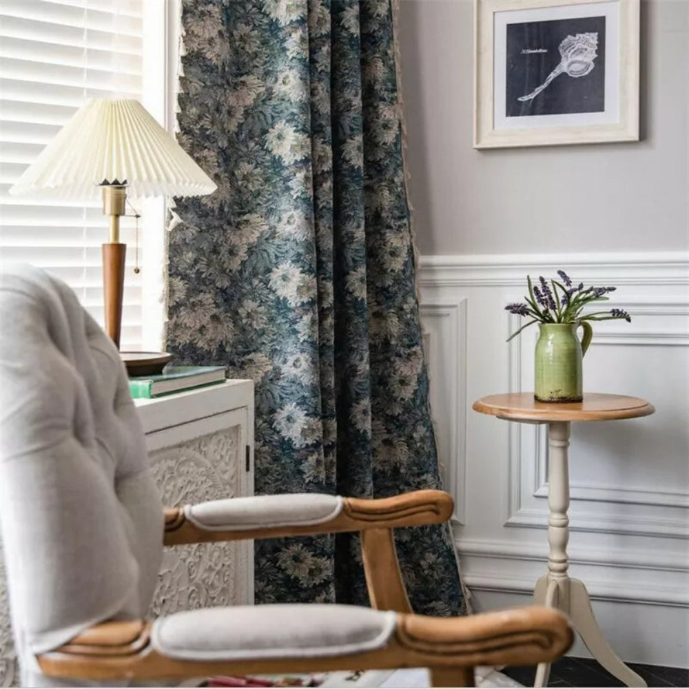 AzurFlora: Curtain Blue with Floral Design & Tassels – Decorative & Easy-Care for Bedrooms