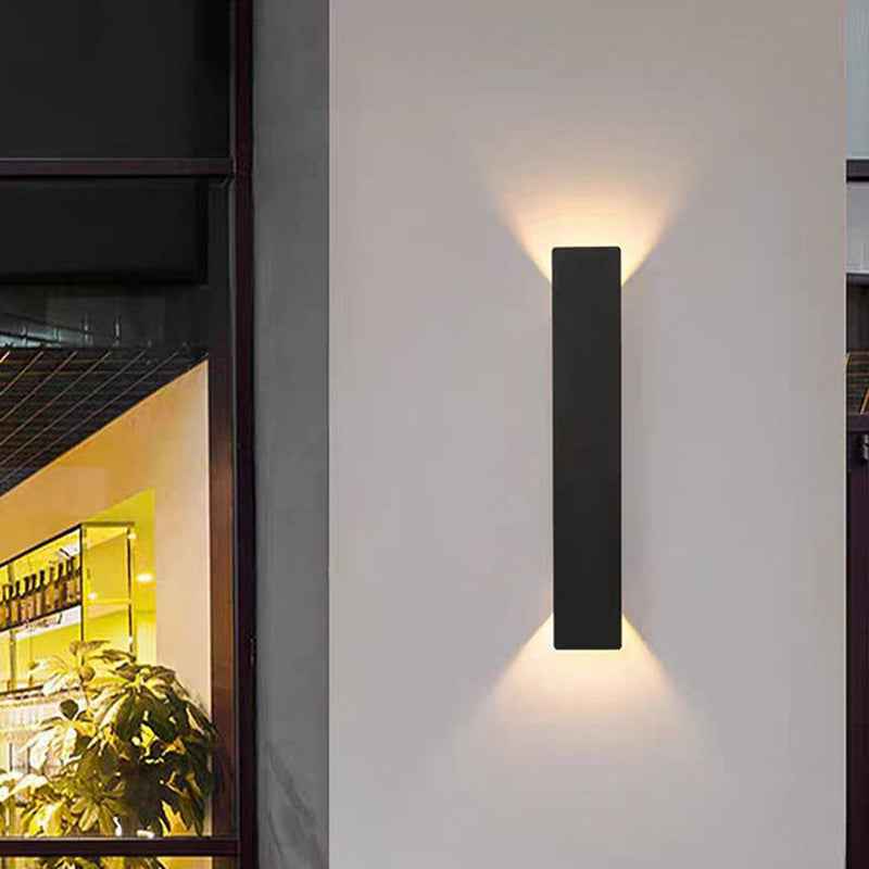 Contemporary Minimalist Waterproof LED Wall Sconce Lamp in Aluminum and Acrylic for Outdoor Patios