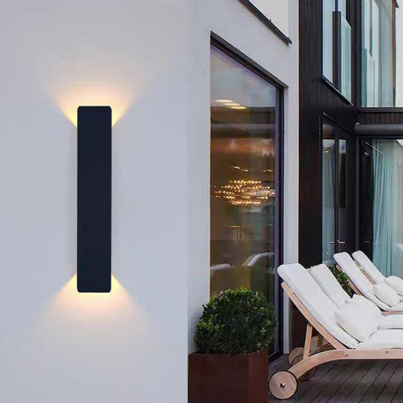 Contemporary Minimalist Waterproof LED Wall Sconce Lamp in Aluminum and Acrylic for Outdoor Patios