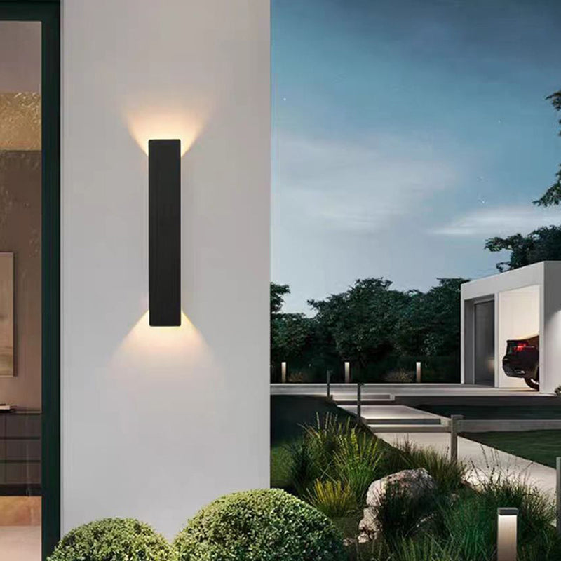 Contemporary Minimalist Waterproof LED Wall Sconce Lamp in Aluminum and Acrylic for Outdoor Patios