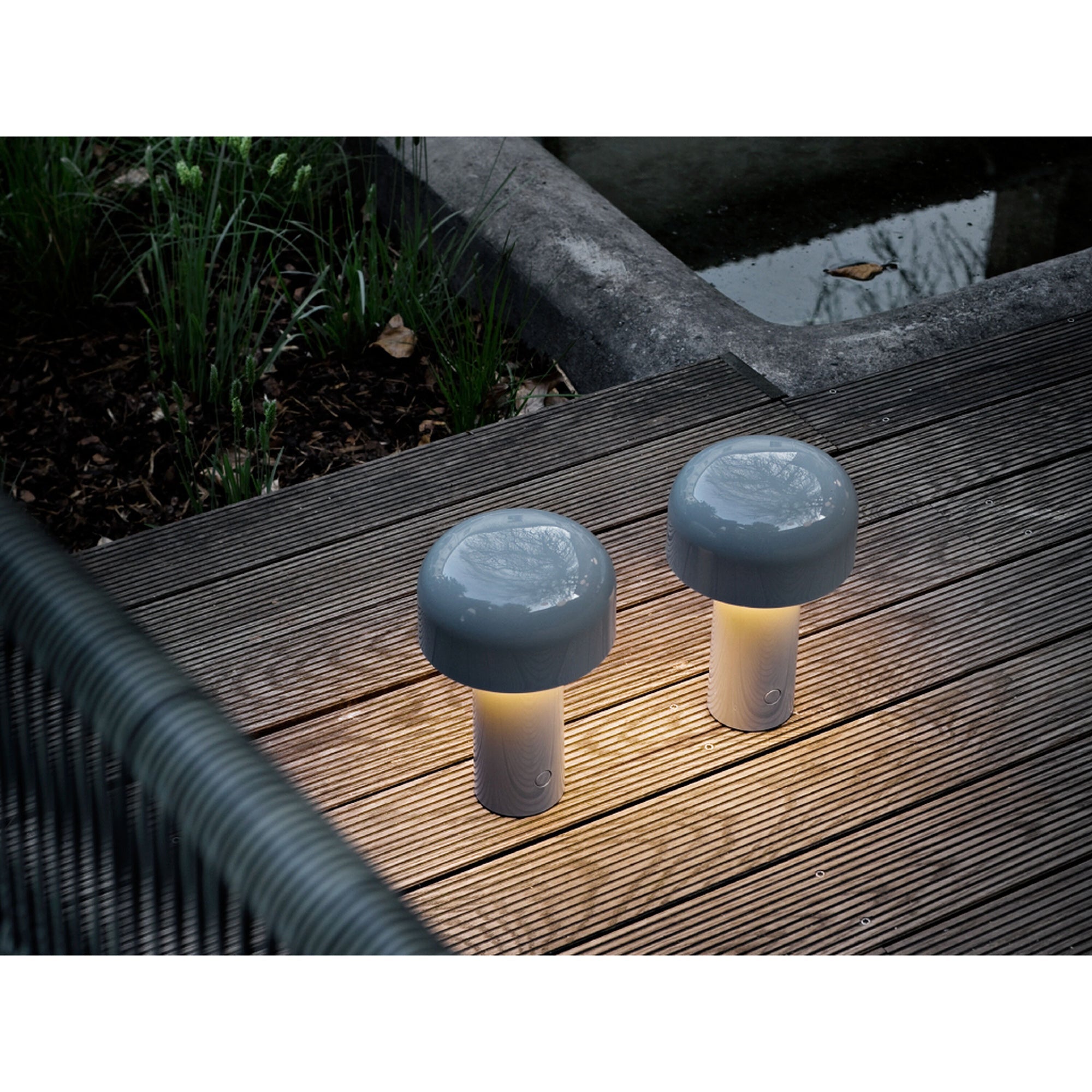 Bellhop Cordless Rechargeable Table Lamp