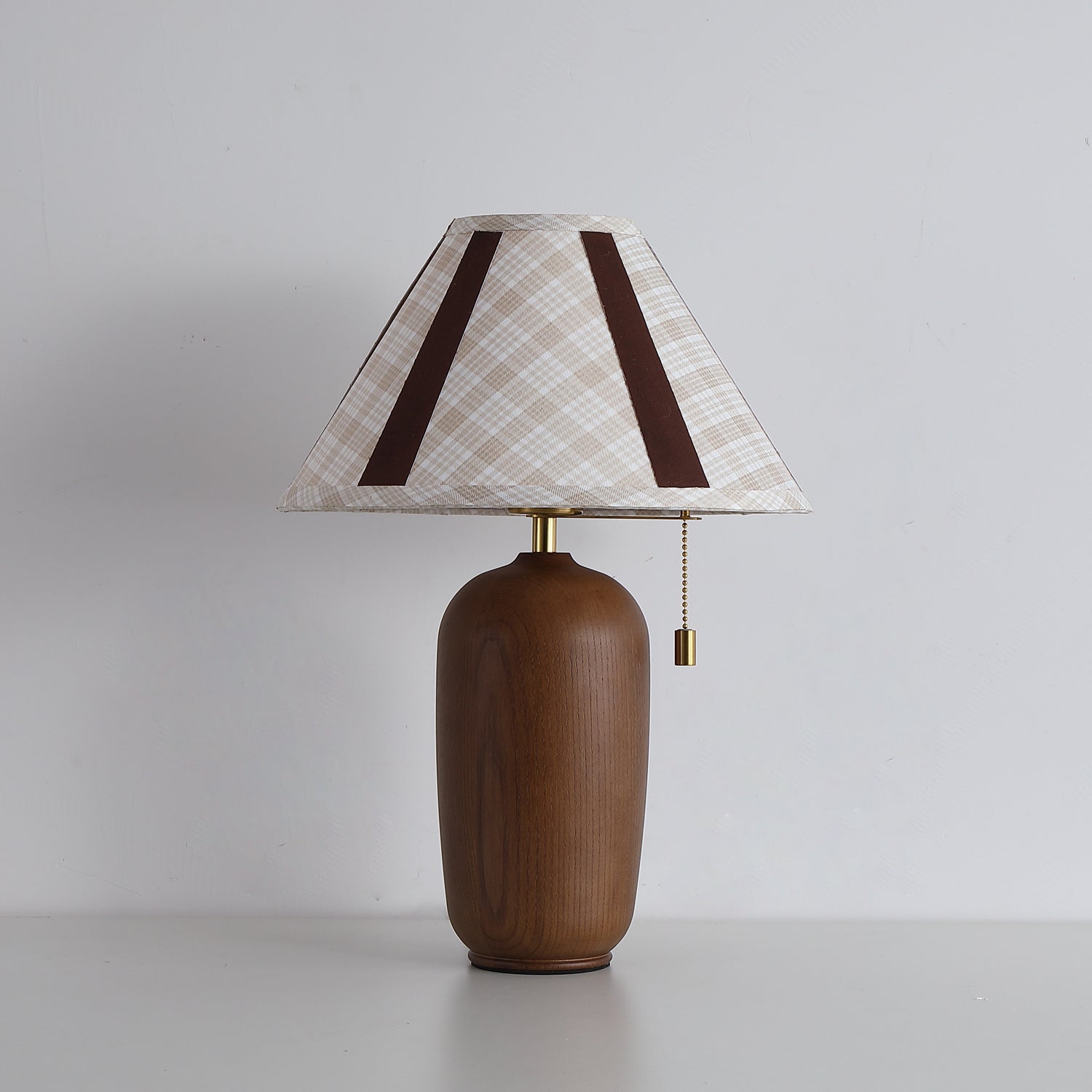 Belvane - Designer Table Lamp