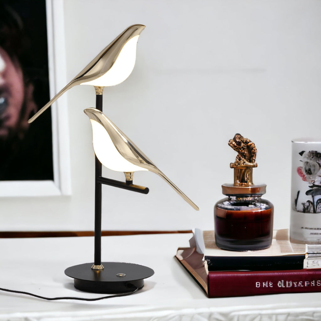 BirdLume: Elegant LED Nightstand Lamp in Bird Design – Energy-Saving Desk Lamp