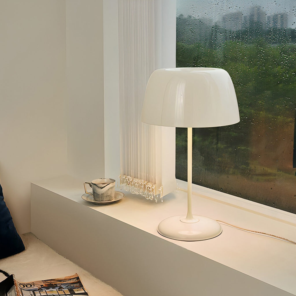 Bittel Sleek Iron Table Lamp