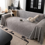 Leaf Line: Fleece Sofa Throw in Herringbone Leaf Pattern & Non-Slip Grip – for Living Room & Couch