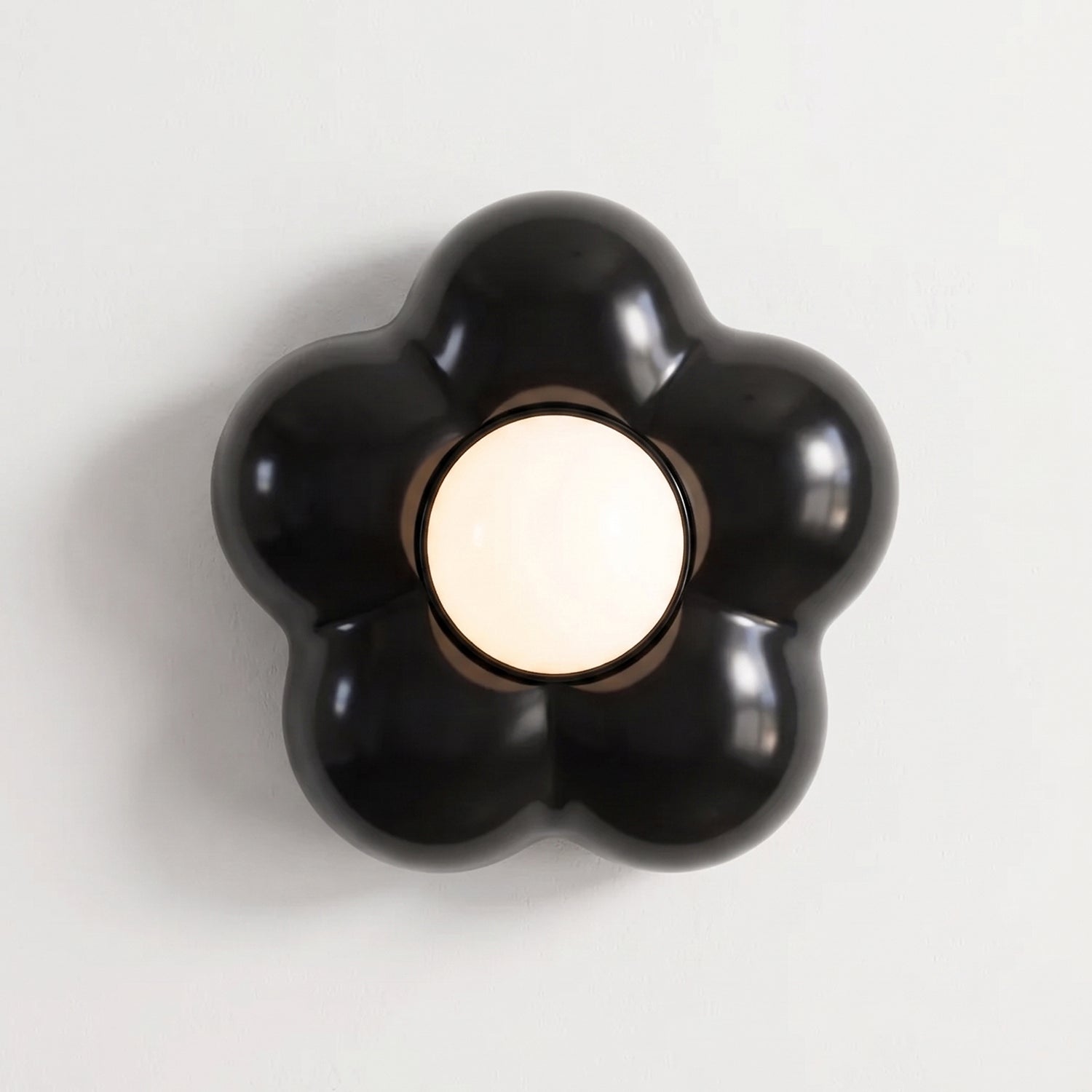 Blossom Pop-Art Flower Wall Sconce