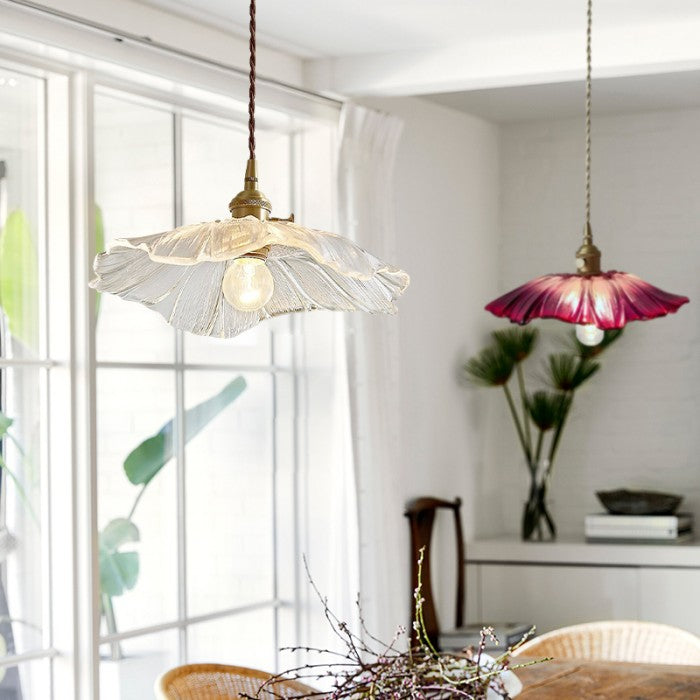 BlüteLicht: Floral Pendant Light in Modern Design for Dining Room & Living Room
