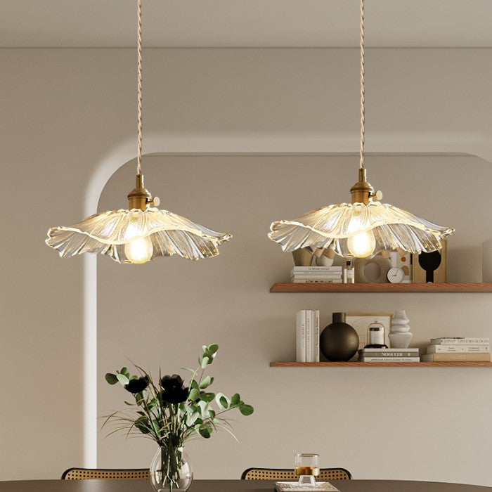 BlüteLicht: Floral Pendant Light in Modern Design for Dining Room & Living Room