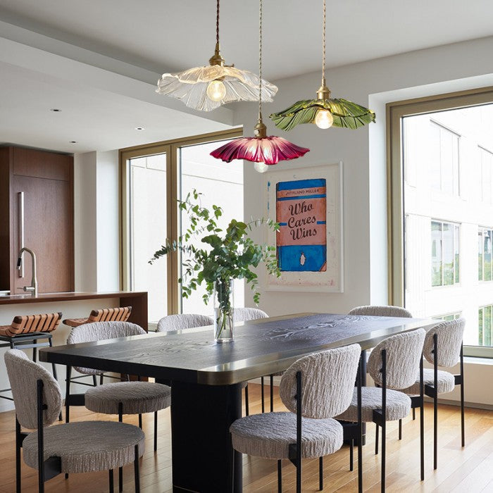 BlüteLicht: Floral Pendant Light in Modern Design for Dining Room & Living Room