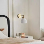 BlütenLicht: Vintage Tulip Glass Wall Lamp – Retro Flower Wall Light for Living Room & Bedroom