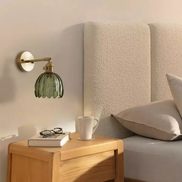 BlütenLicht: Vintage Tulip Glass Wall Lamp – Retro Flower Wall Light for Living Room & Bedroom