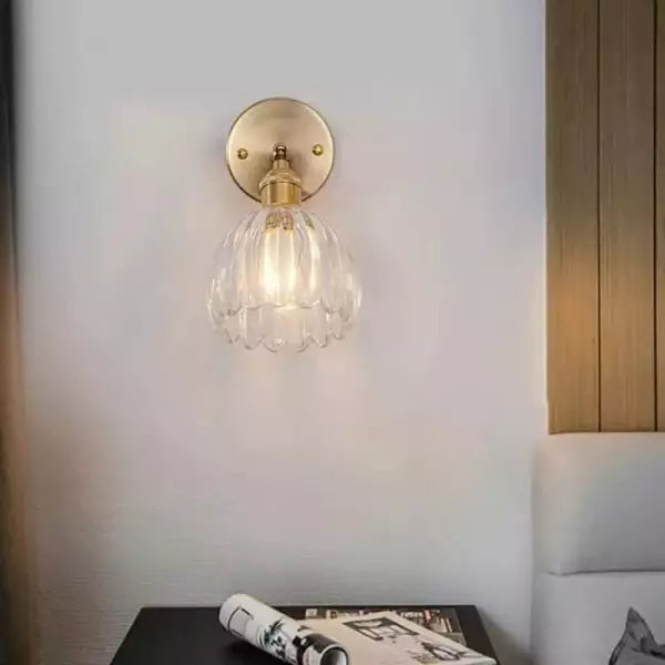 BlütenLicht: Vintage Tulip Glass Wall Lamp – Retro Flower Wall Light for Living Room & Bedroom