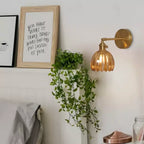 BlütenLicht: Vintage Tulip Glass Wall Lamp – Retro Flower Wall Light for Living Room & Bedroom