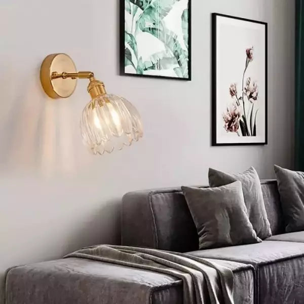 BlütenLicht: Vintage Tulip Glass Wall Lamp – Retro Flower Wall Light for Living Room & Bedroom
