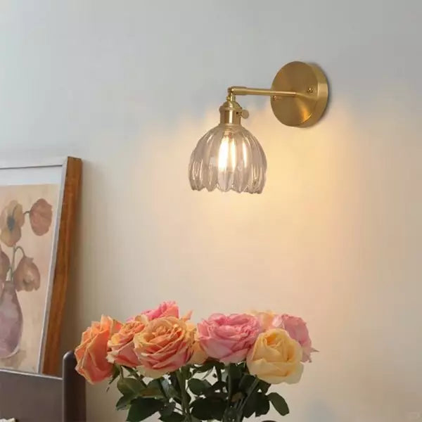 BlütenLicht: Vintage Tulip Glass Wall Lamp – Retro Flower Wall Light for Living Room & Bedroom